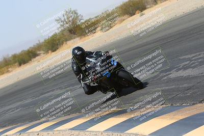 media/Mar-28-2022-Superbike Trackdays (Mon) [[b8603d0f67]]/Open Track Time/Turn 3 Inside/